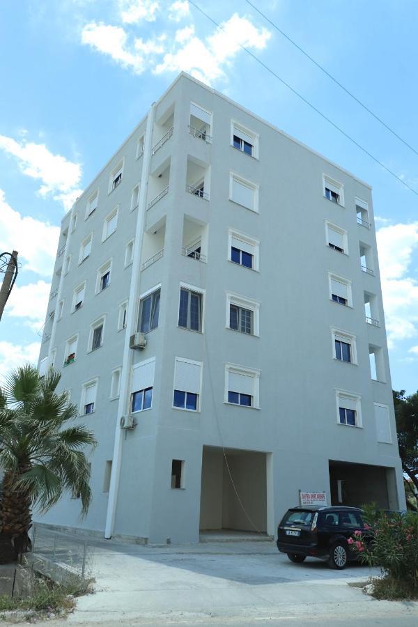 E&G Apartaments Golem  Buitenkant foto